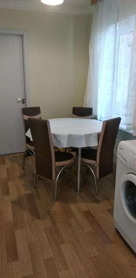 Comfort Rustavi  Buitenkant foto