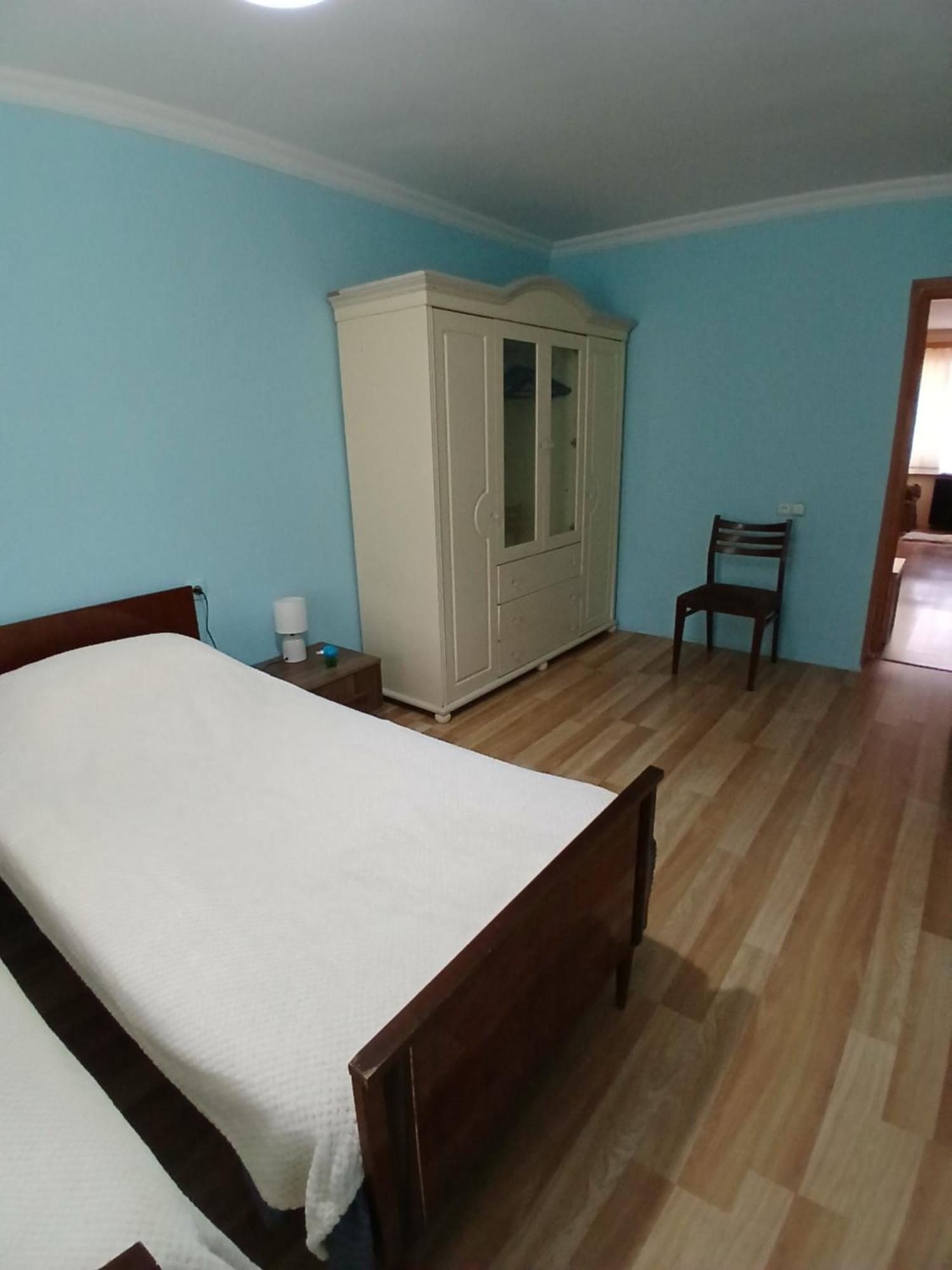 Comfort Rustavi  Buitenkant foto