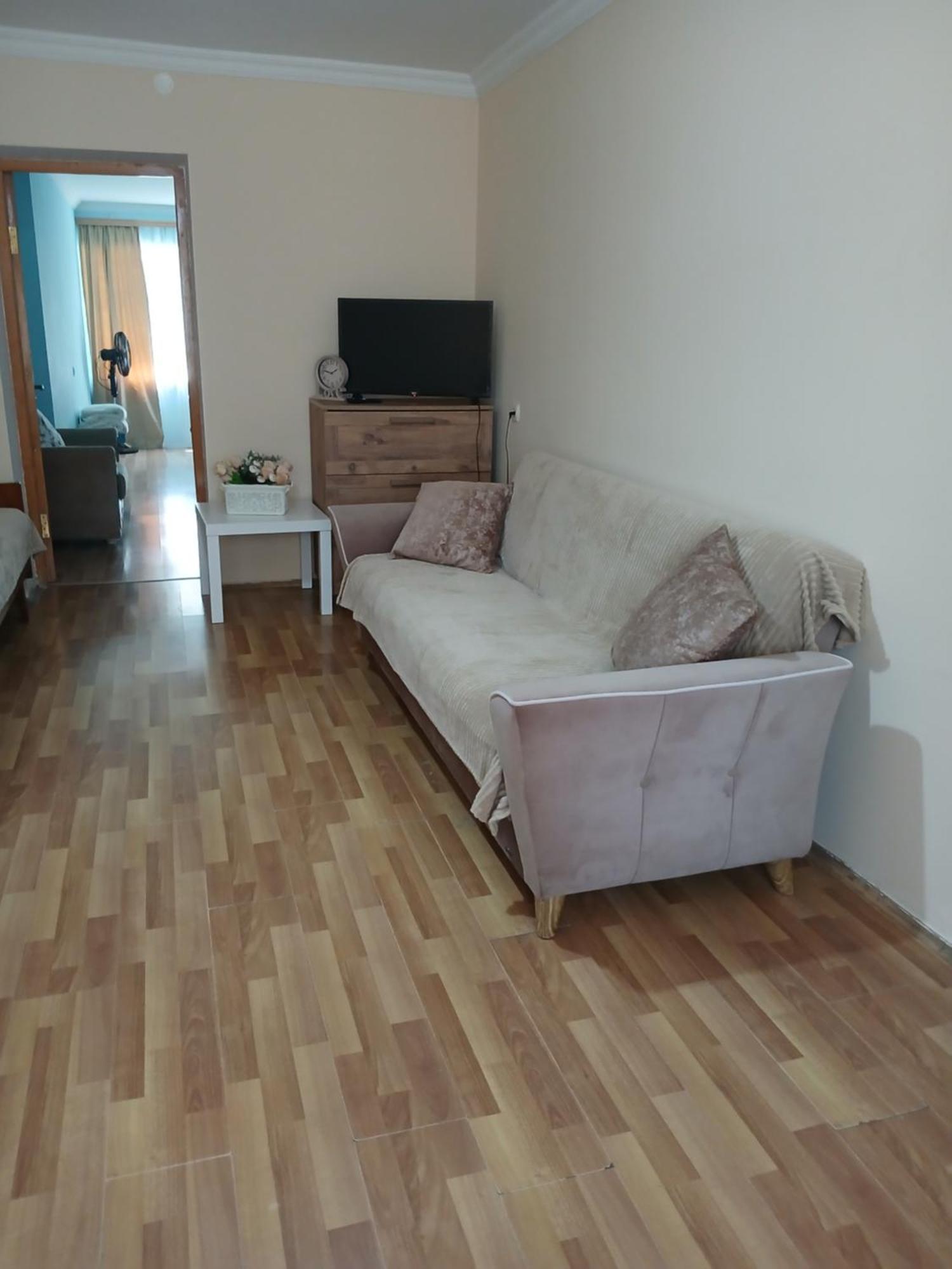 Comfort Rustavi  Buitenkant foto